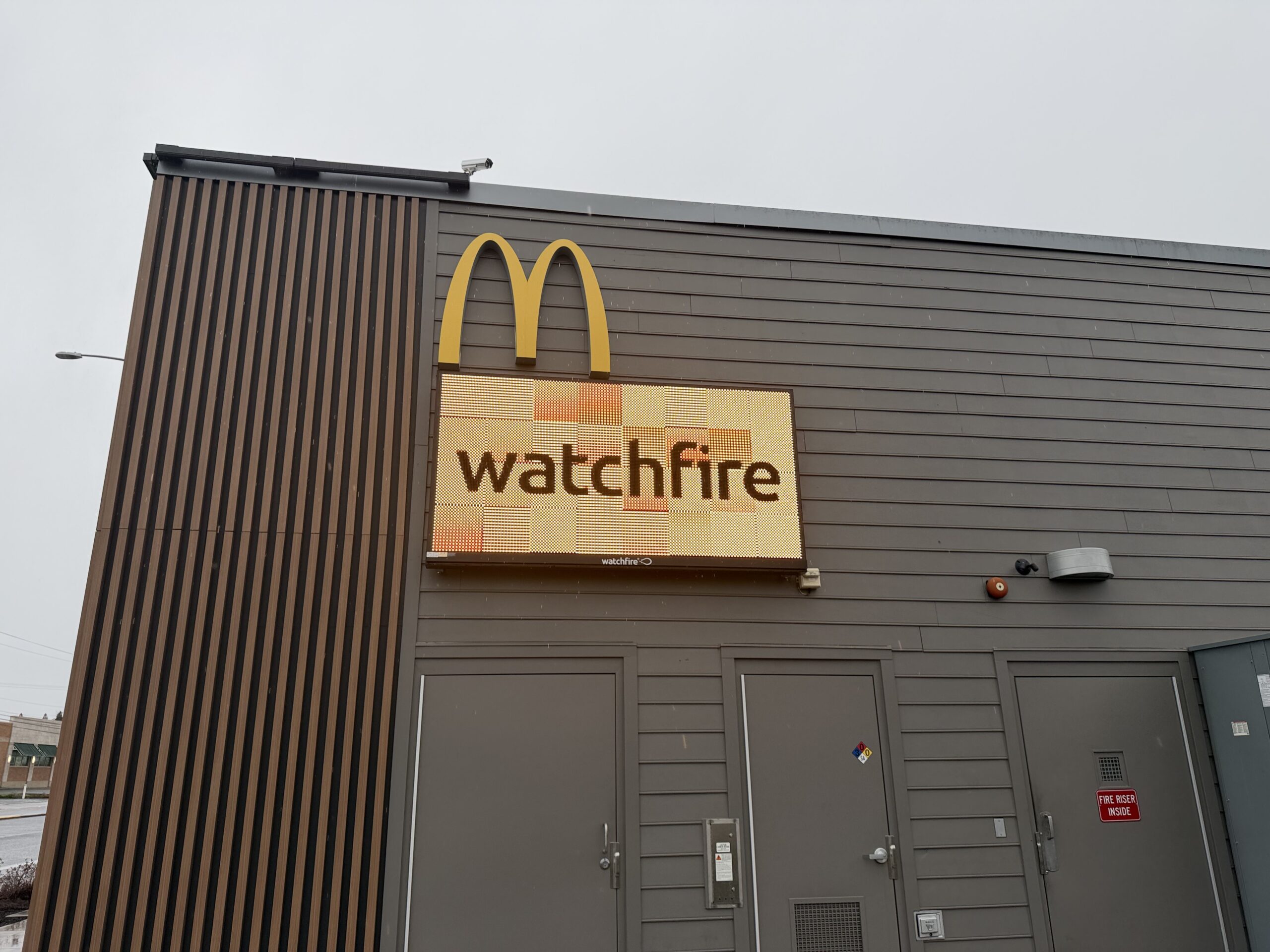 IMG_1620 McDonalds Messa ge center sign